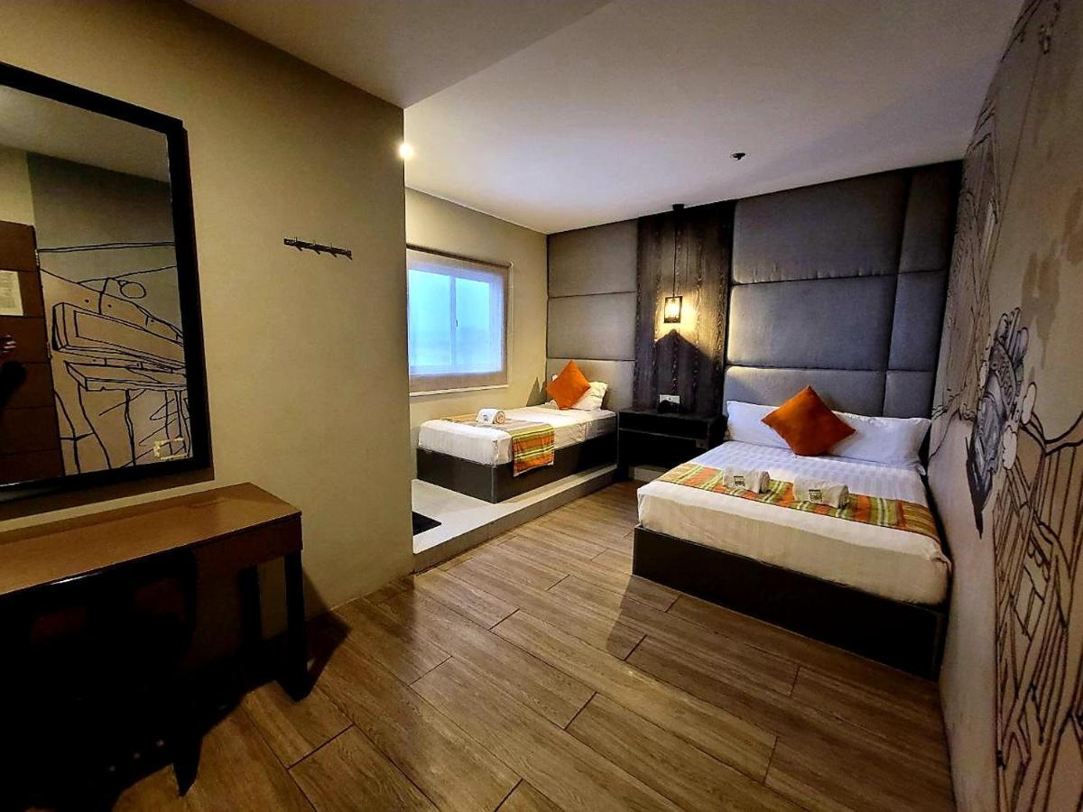 Dy Viajero Transient Hotel Naga  Dış mekan fotoğraf