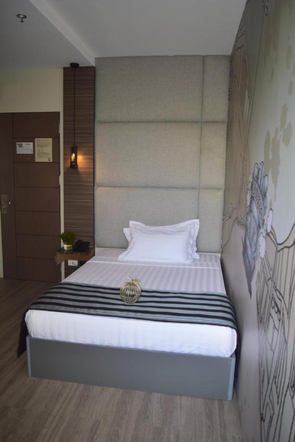 Dy Viajero Transient Hotel Naga  Dış mekan fotoğraf